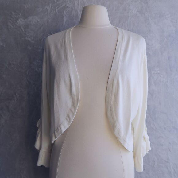 LANE BRYANT Ivory Open Front Cardigan Size 18/20 Cropped Ruffle Sleeve Romantic - Picture 1 of 10
